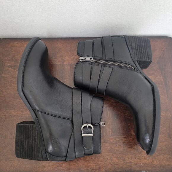 Born BOC‎ Black Booties Ankle Sz 8 Payton BR0026403 Block Heel Buckle Leather - Picture 8 of 16